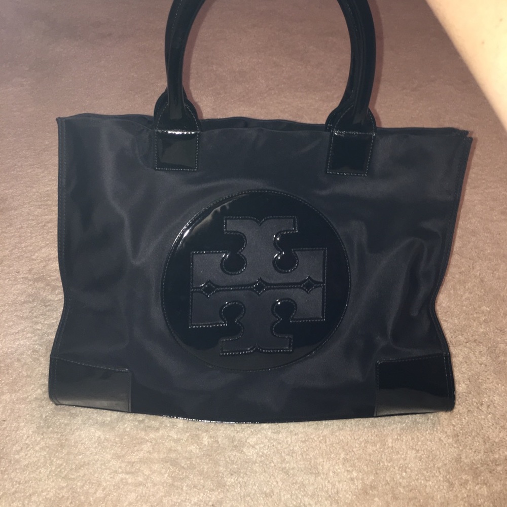 Gently used Large Tory Burch Ella Tote!