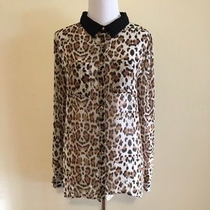 SALE! Leopard print button down blouse