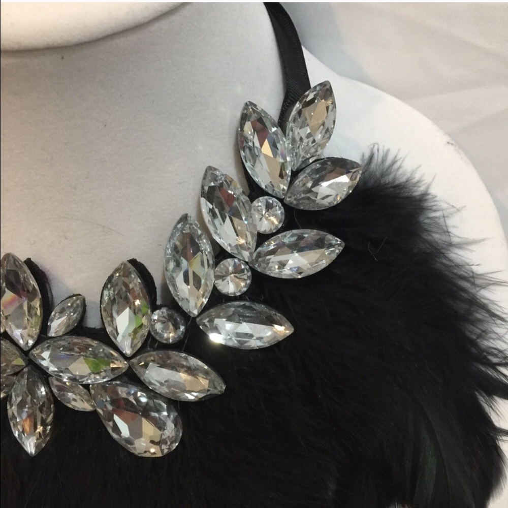 💎Feather gem ribbon necklace 💎 🖤 - Picture 2 of 4