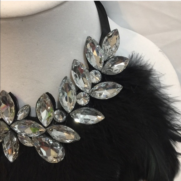 💎Feather gem ribbon necklace 💎 🖤 - Picture 2 of 4