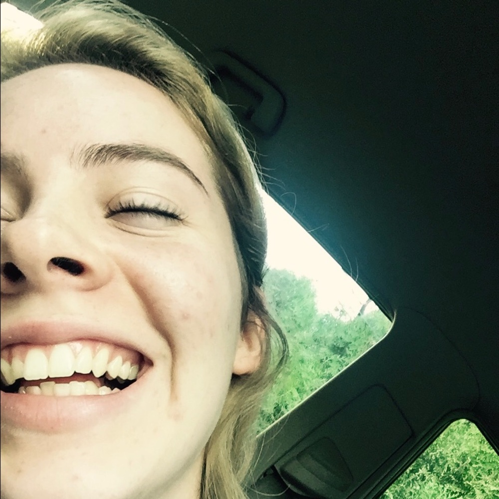 Meet your Posher, Julia