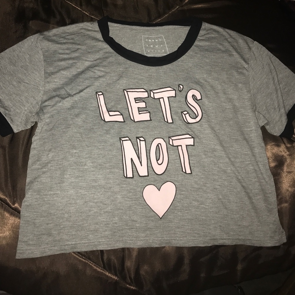 Tumblr inspo block letters heart grey cropped tee