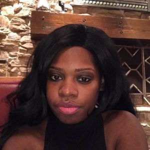 Meet your Posher, Monica