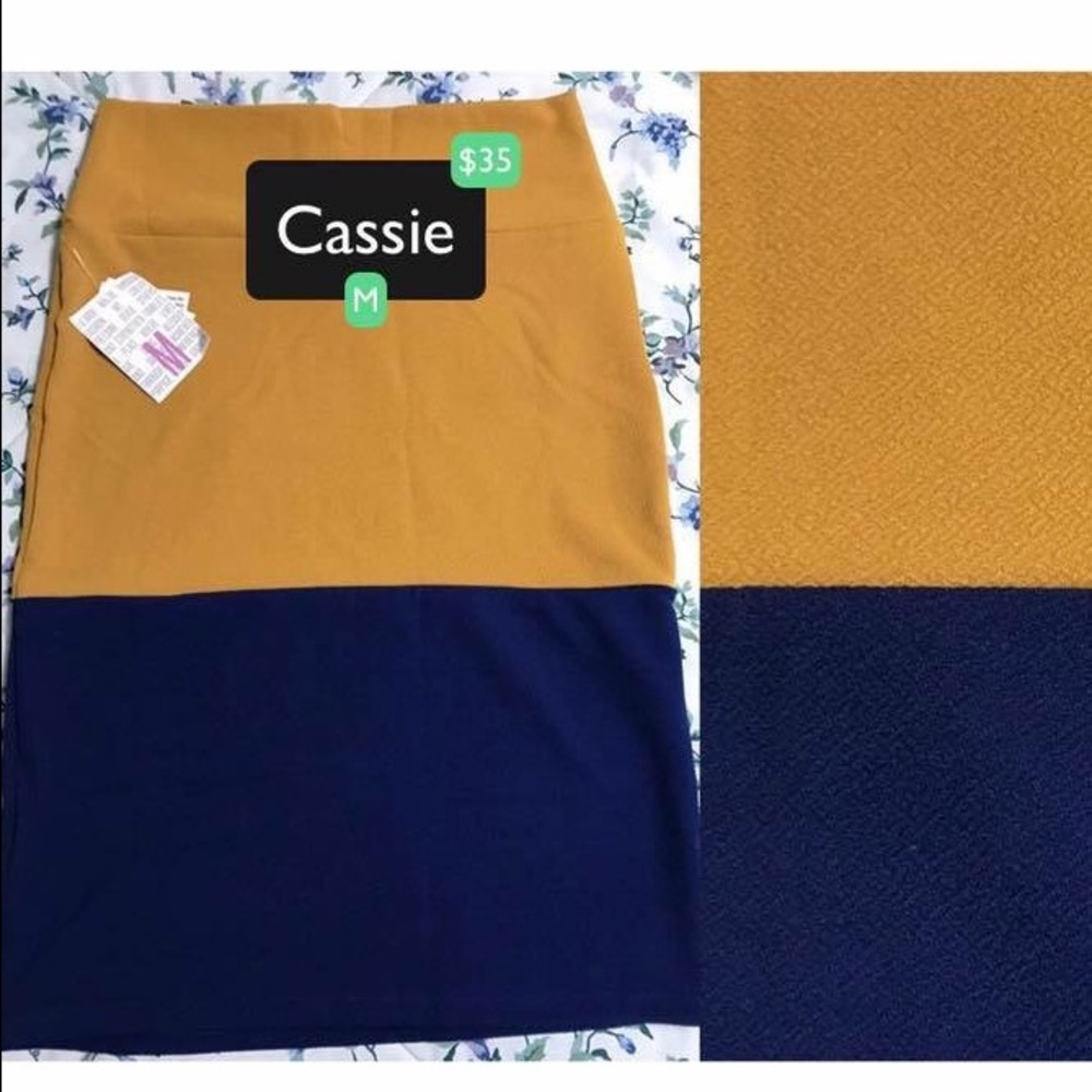 LuLaRoe Cassie skirt medium