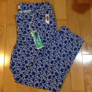 Old Navy Pixie Pants 16