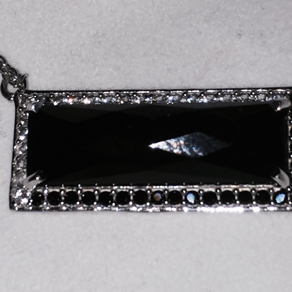 Black Onyx Black Spinnel White Topaz & SSilver nkl