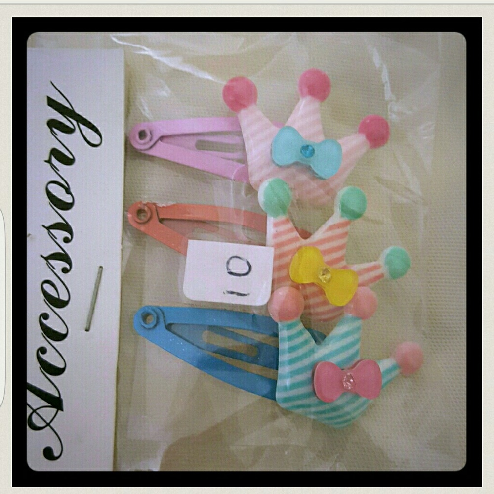 Hair clips