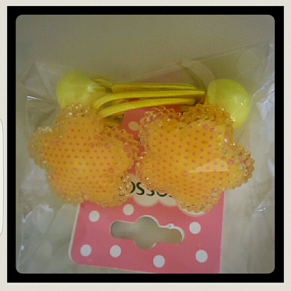 Hair ties (1 pair)