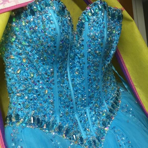 Mori Lee gown worn one day 5 hours - Picture 2 of 6