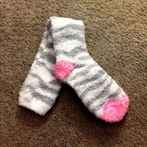 Fuzzy socks!!!! 🤗💕☃️