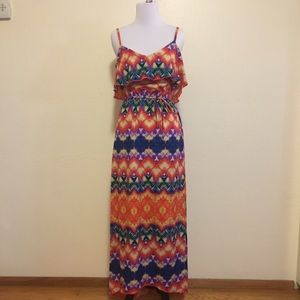 SALE! Geo print maxi dress