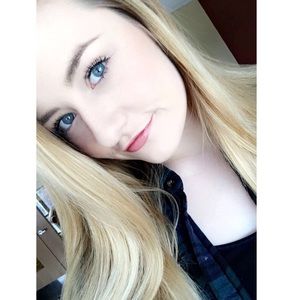 * Meet your posher *