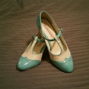 B.A.I.T. Footwear "Care to Dance?" Wedge in Mint