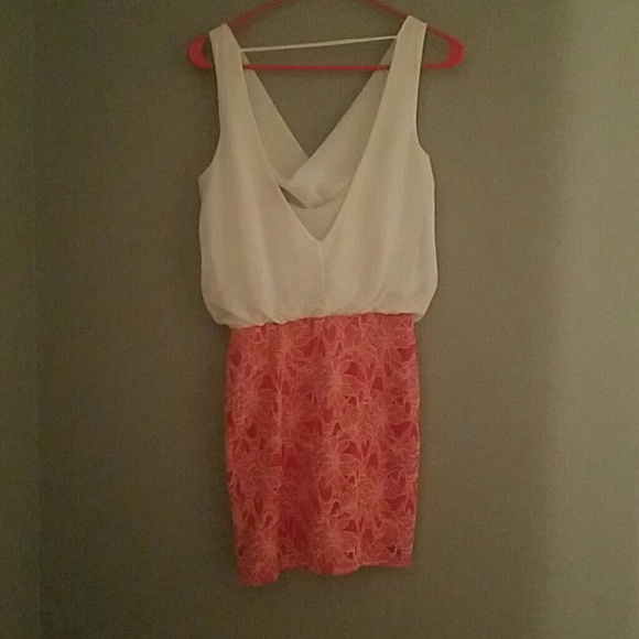 Spring dress - Picture 2 of 2