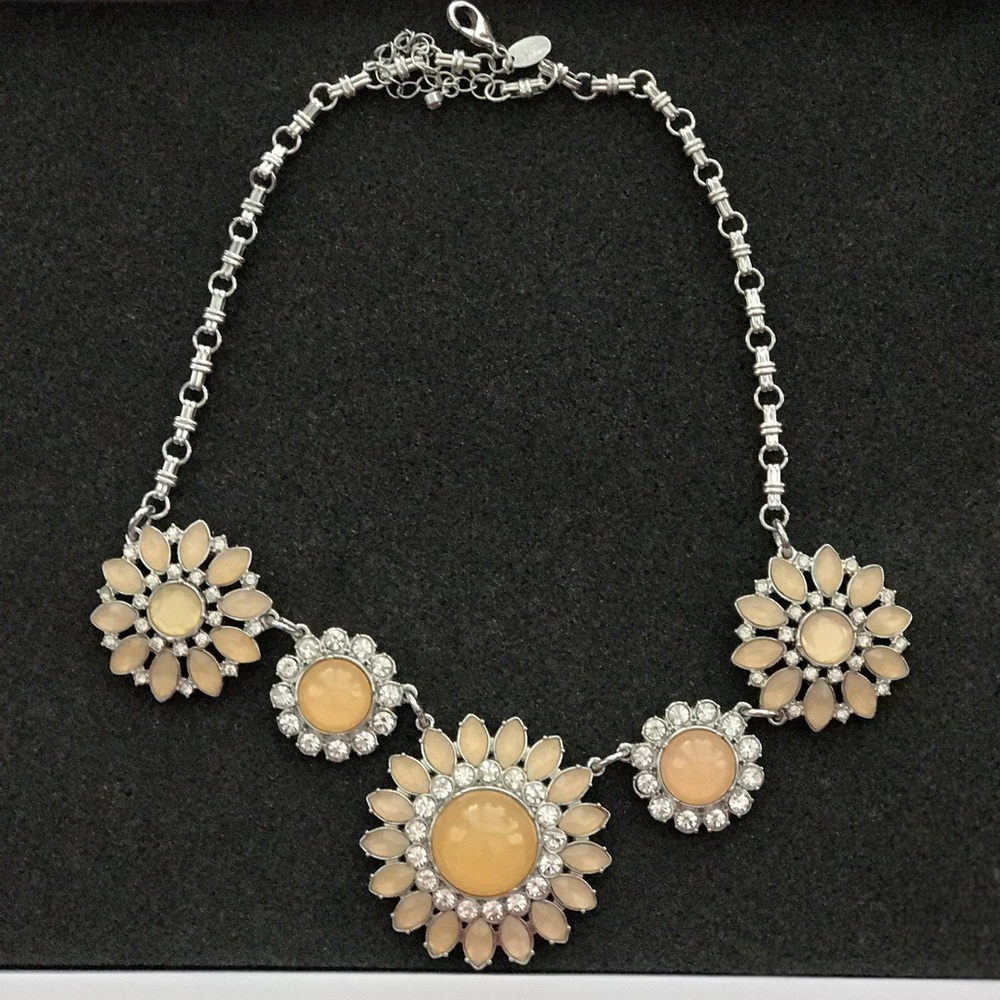 Lia Sophia Statement necklace