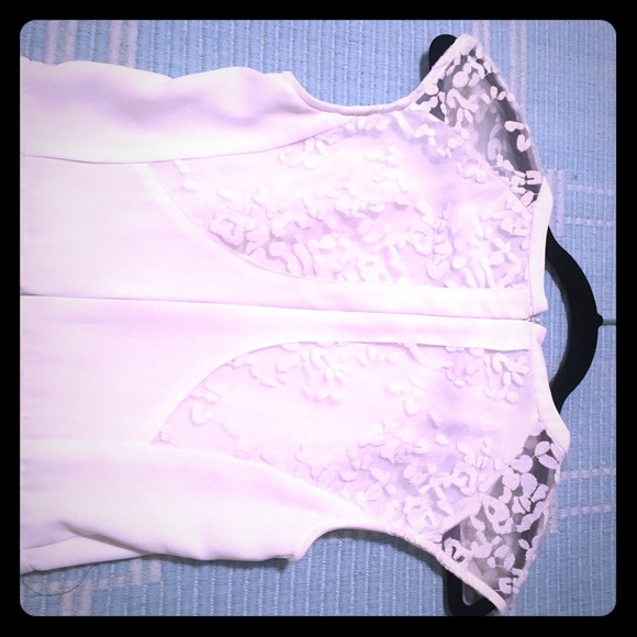 Red carpet worn dress By Cameo - Picture 4 of 5