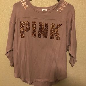 Vs pink shirt