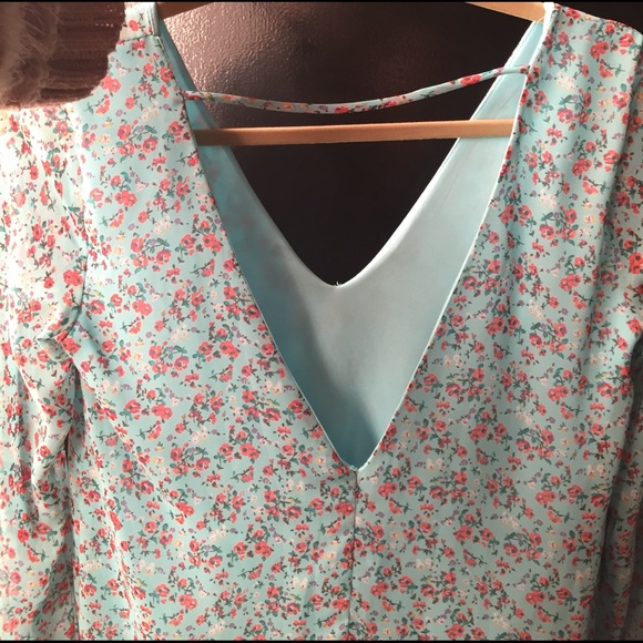 Naked wardrobe light blue floral dress. - Picture 7 of 7