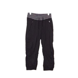 H&M SPORT Capri athletic pants