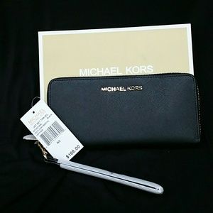 Michael Kors Jet Set Travel