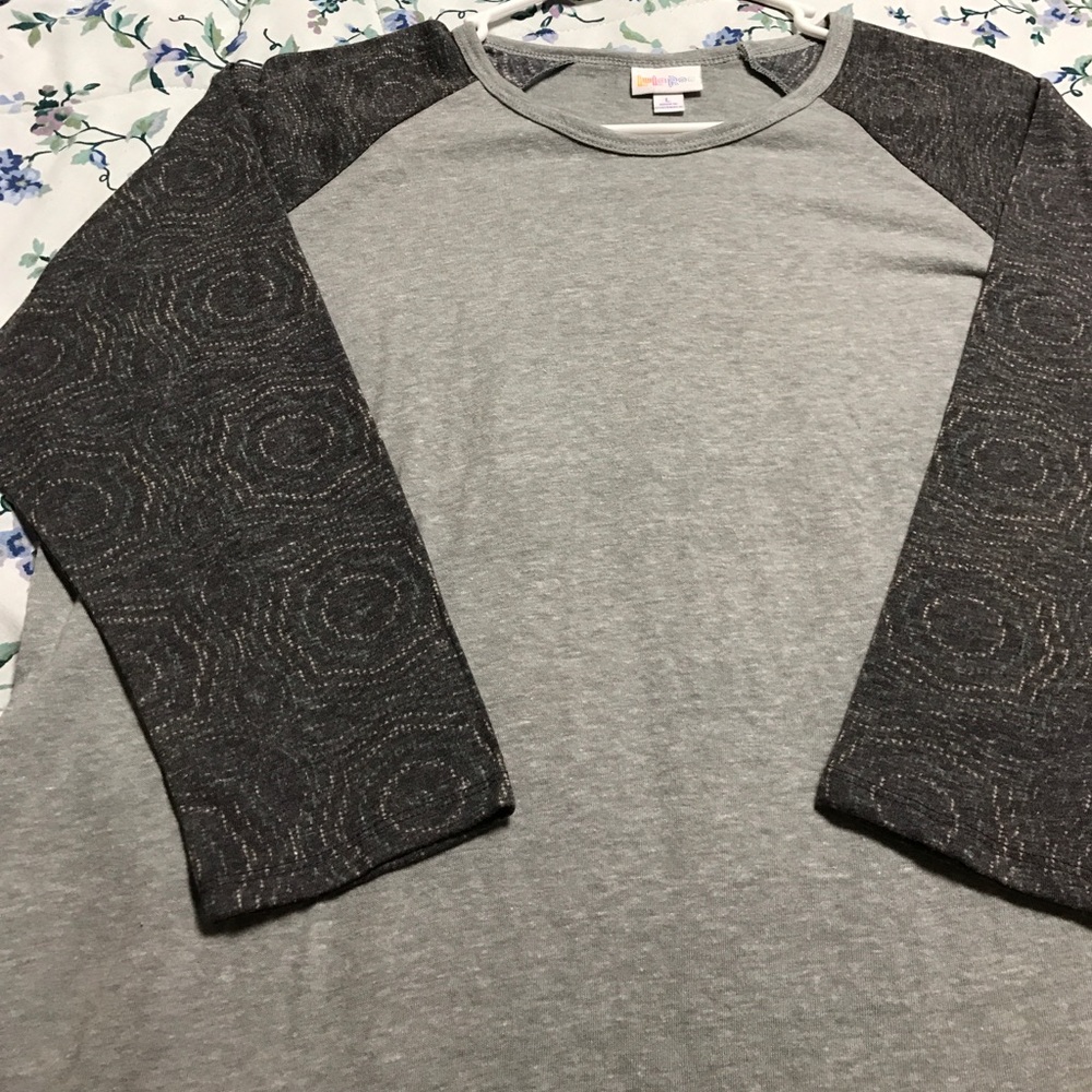 LuLaRoe Randy top L 3/4 sleeve baseball tee