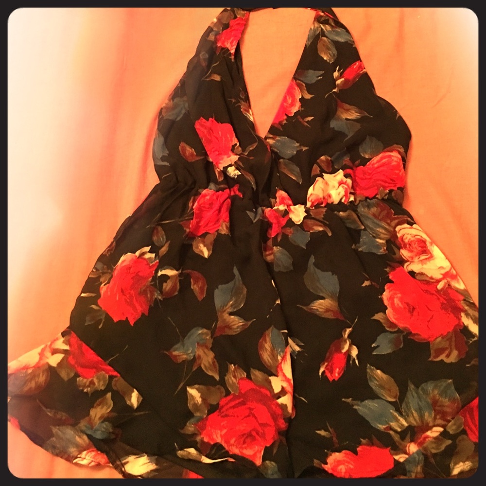 Halter tie up backless romper