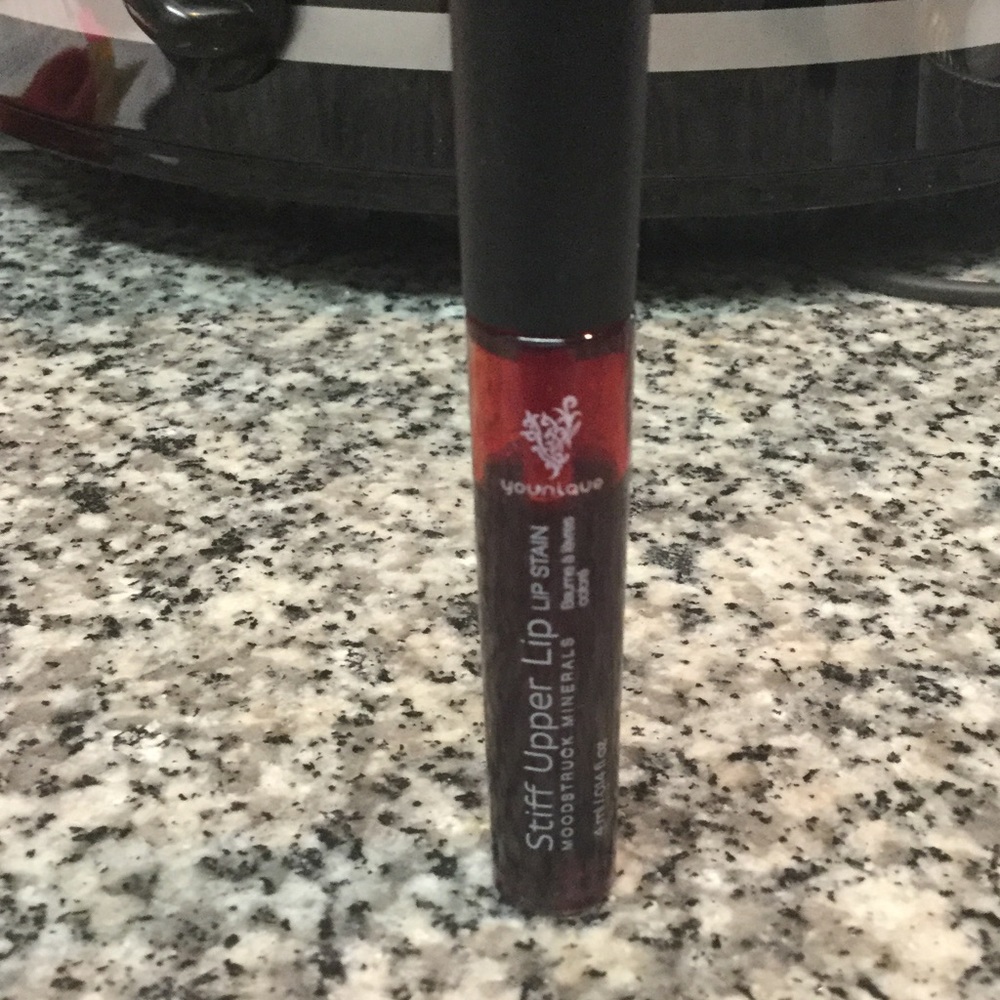 Younique stiff upper lip stain saucy