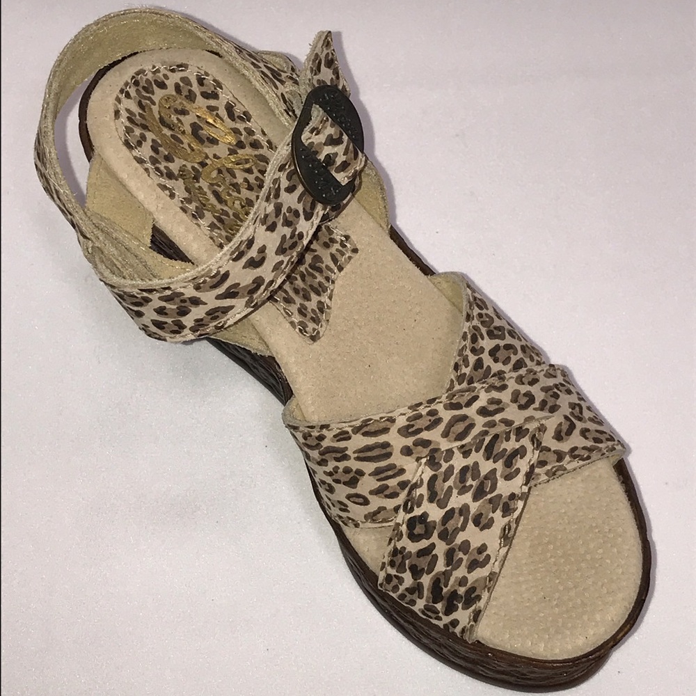 NEW Sbicca handmade in California high wedge.