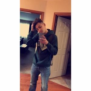 Meet your Posher, Eric