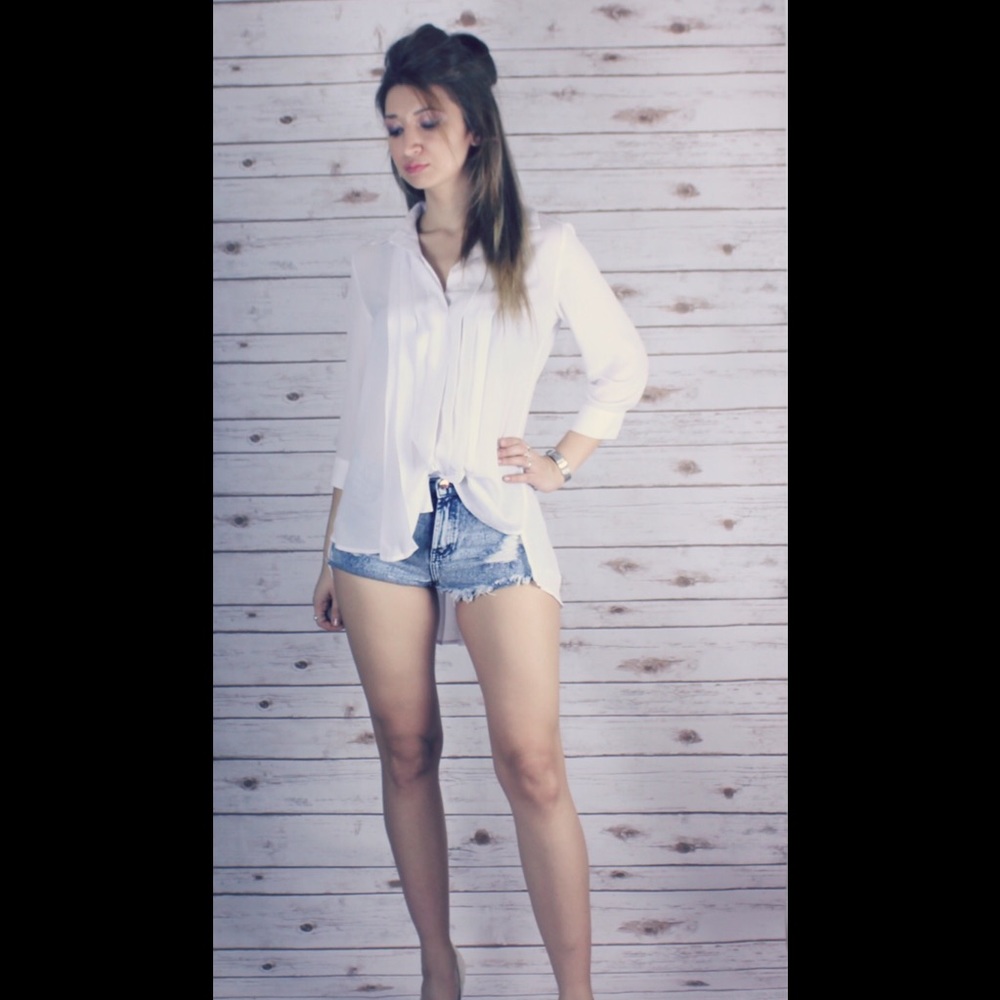 ❌SOLD❌ JOAN VASS STUDIO WHITE SHIRT