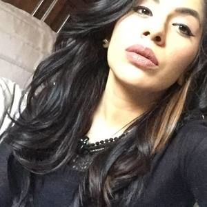 Meet your Posher, Candace jones