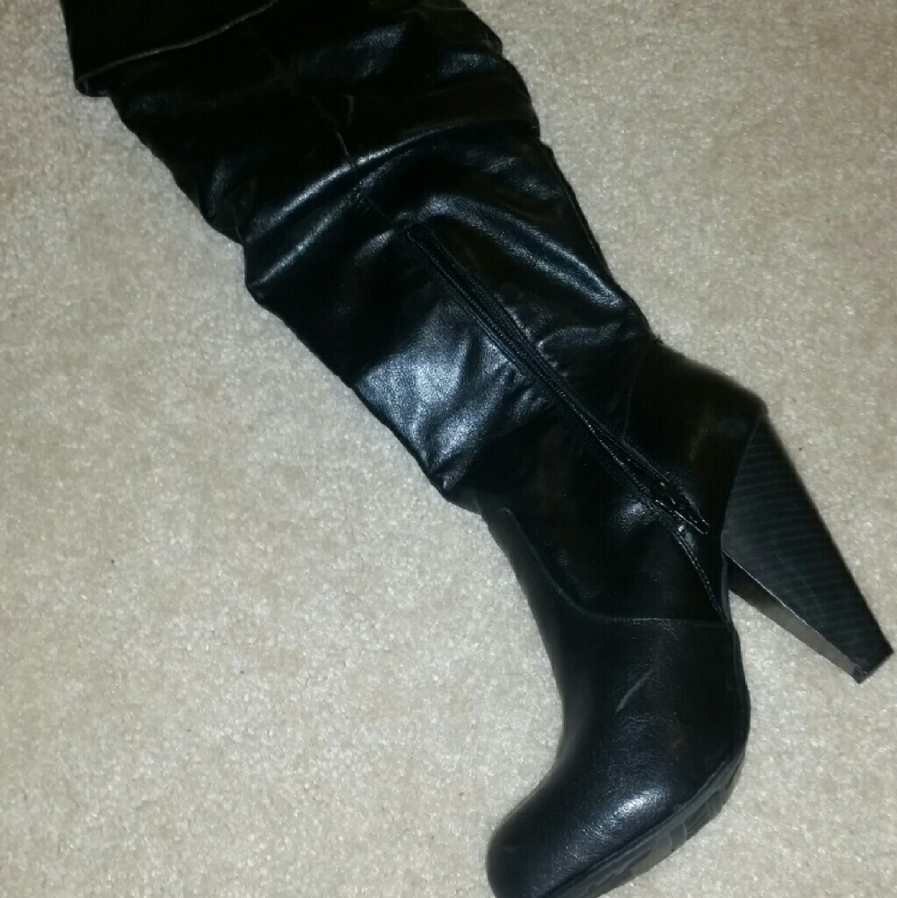 Kenneth Cole Unlisted Black Boots Size 6.5❤Offers❤