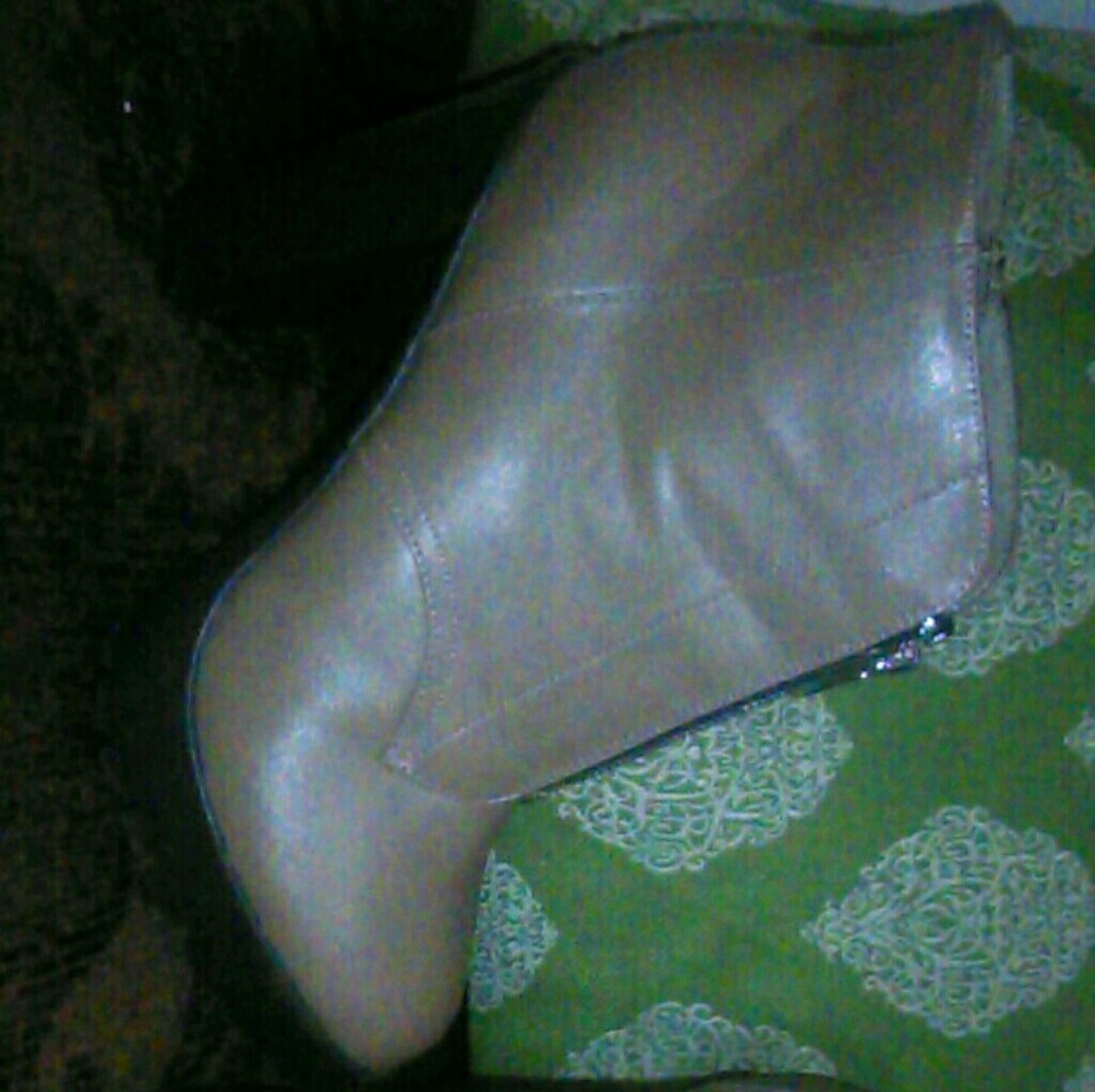 Booties - Picture 3 of 3