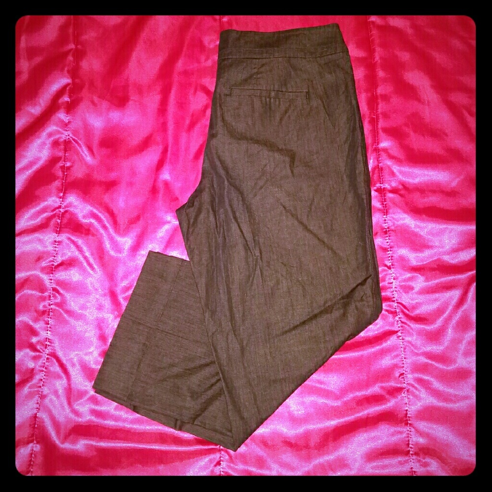 Ann Taylor Blue Denim Cropped Dress Pants Size 6