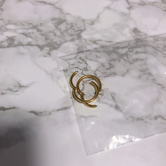 16g Gold Hinged Hoop - Picture 2 of 3