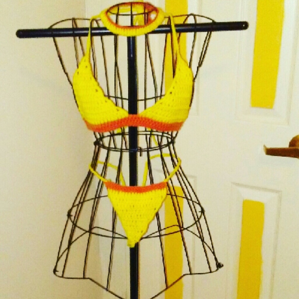 Handmade - Picture 3 of 4