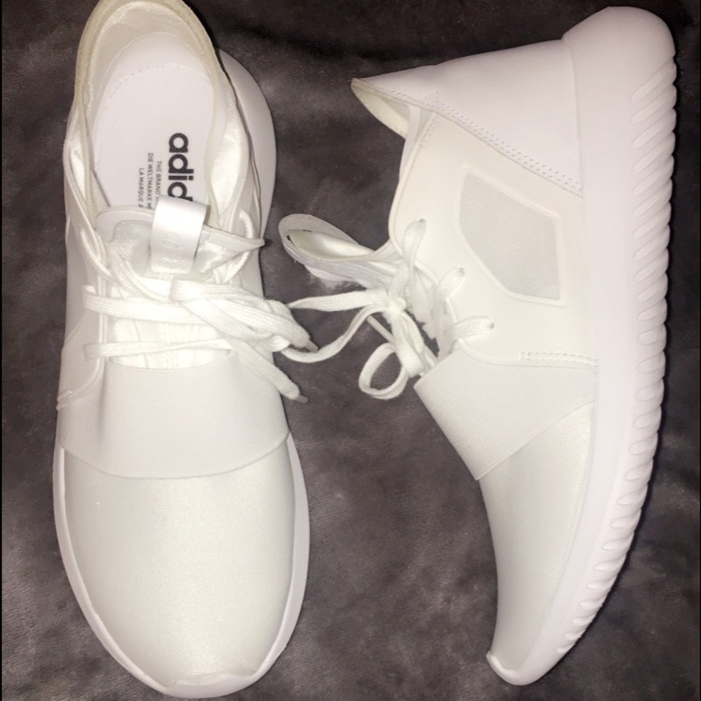 Adidas Tubular Defiant (NWOT)