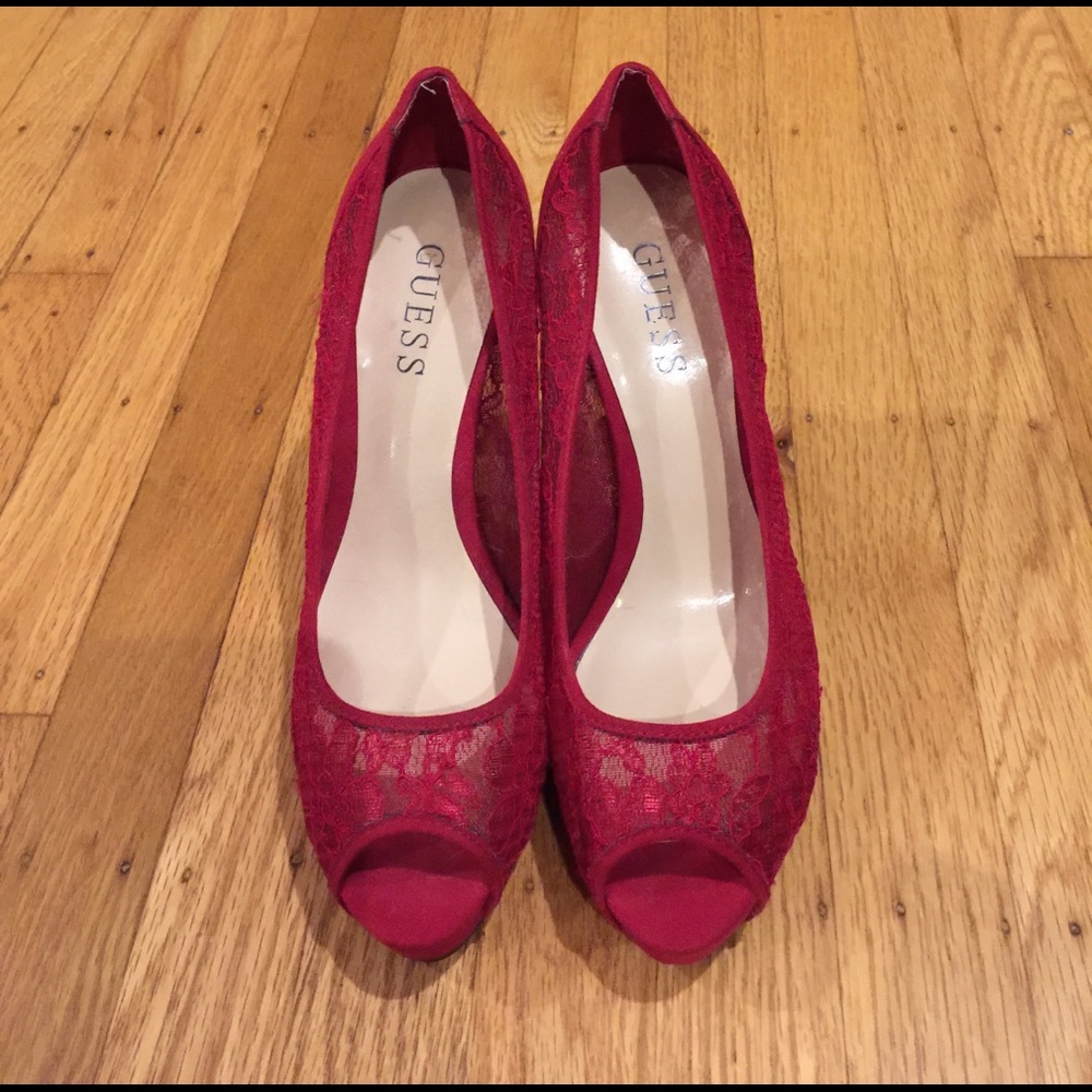 Guess Lace Peep Toe Pumps