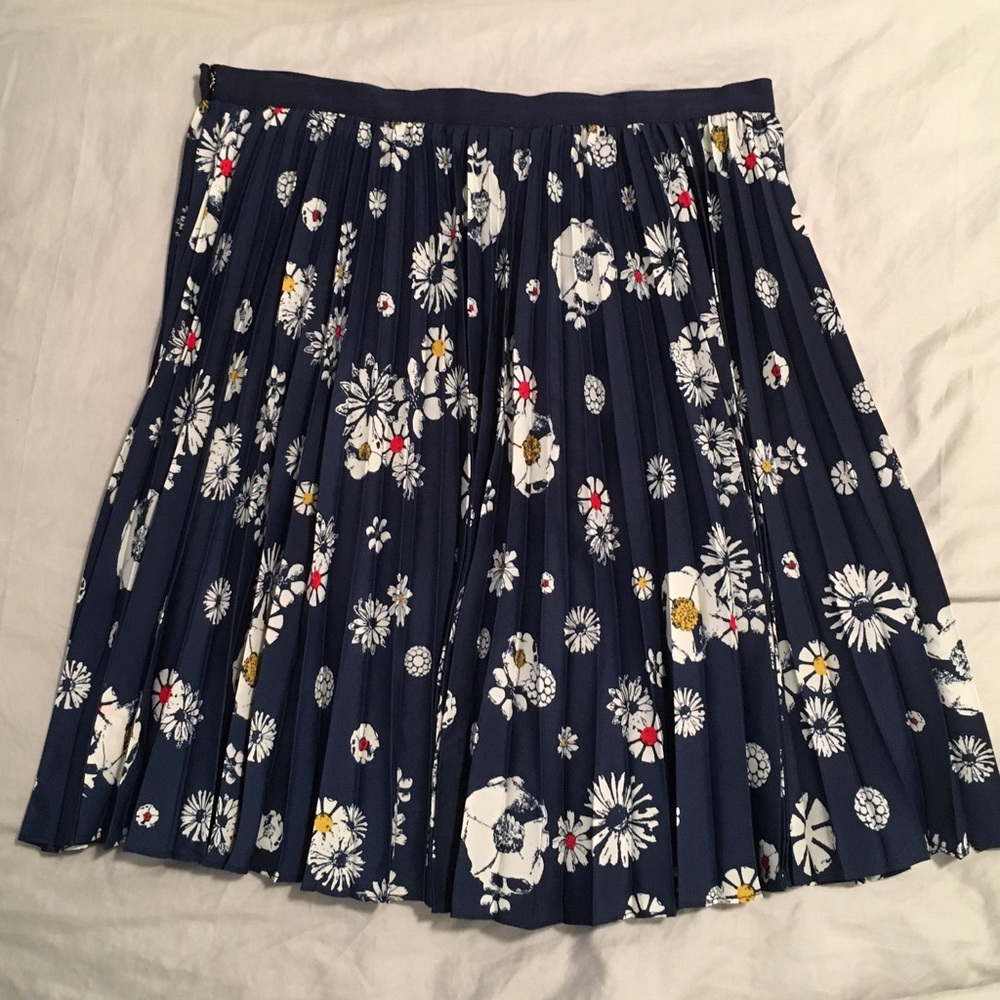 Jason Wu x Target floral pleated skirt - Picture 2 of 4