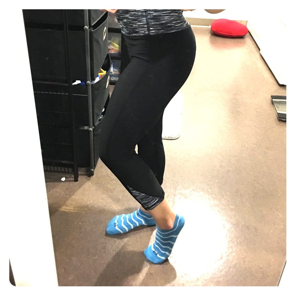 Xersion capri workout pants