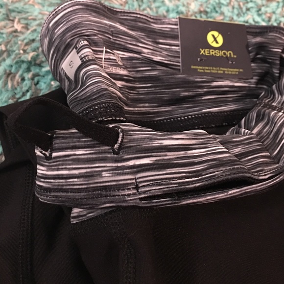 Xersion capri workout pants - Picture 3 of 4