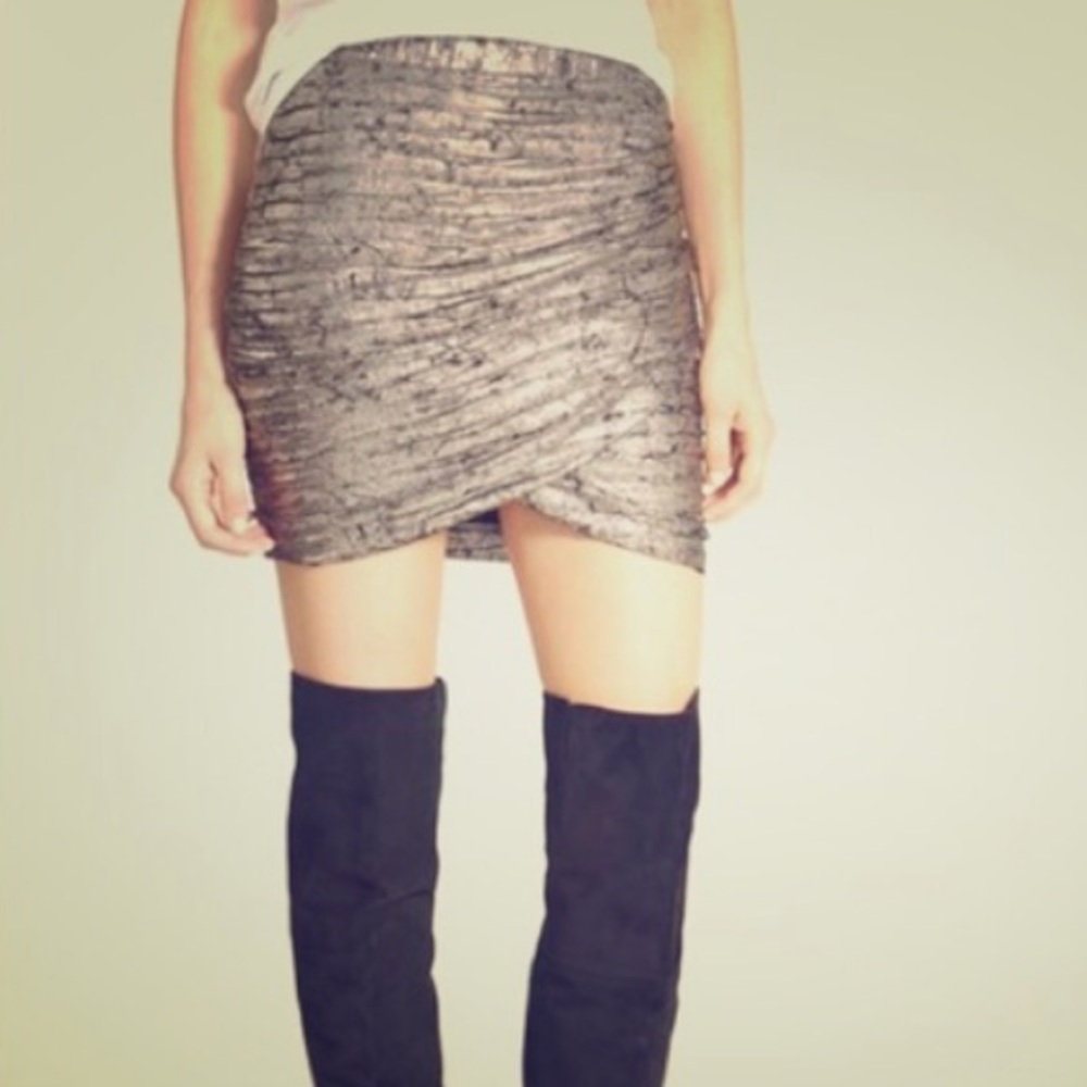 ASTR Mini Skirt - WORN ONCE