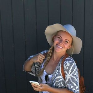 Meet your Posher, Bethany
