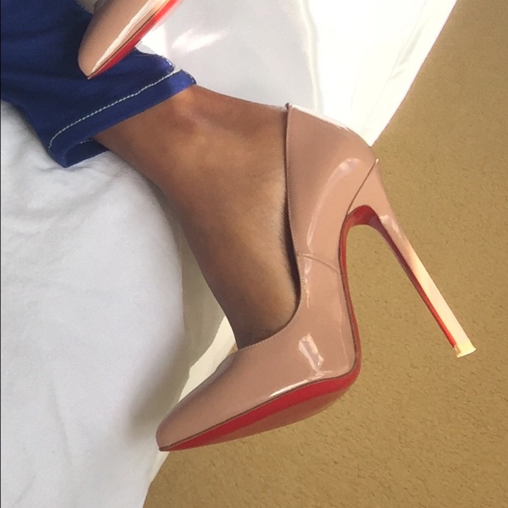 Louboutin Pigalle 120mm Nude Patent Leather Pumps - Picture 3 of 7