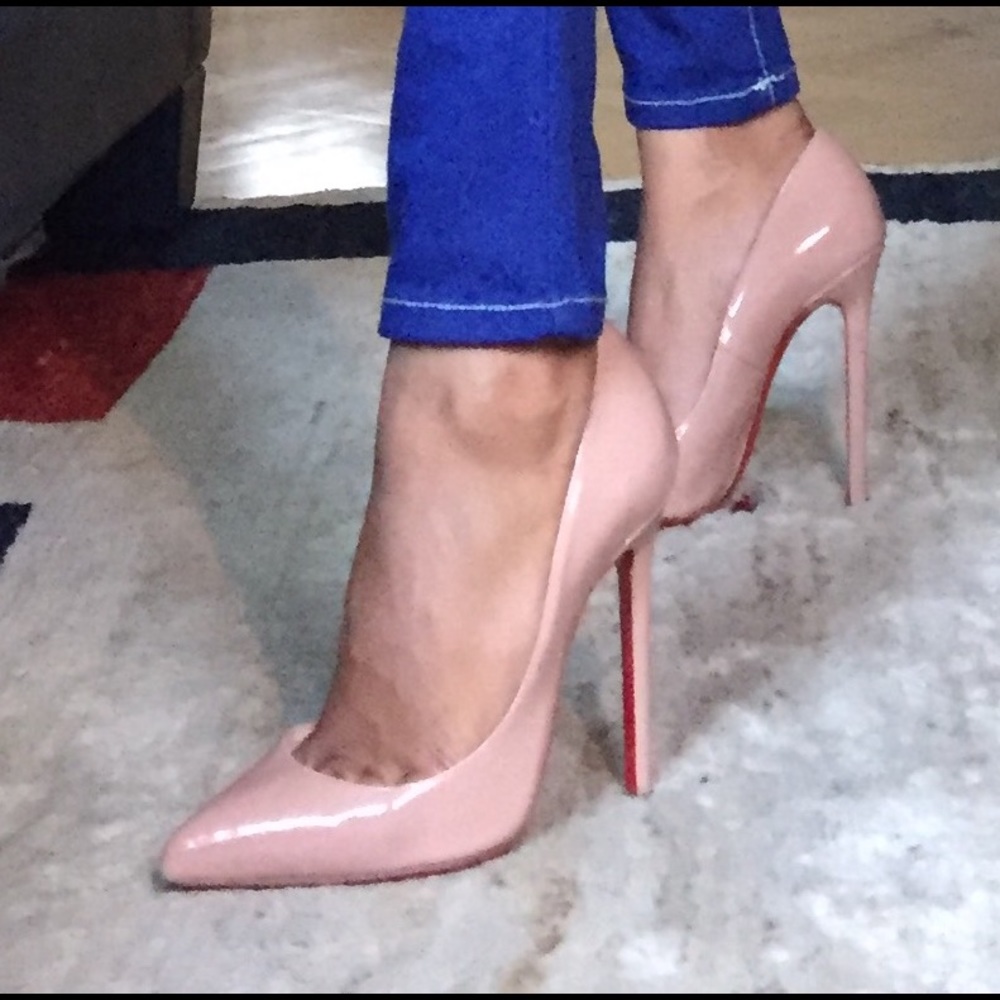 Louboutin Pigalle 120mm Nude Patent Leather Pumps - Picture 4 of 7