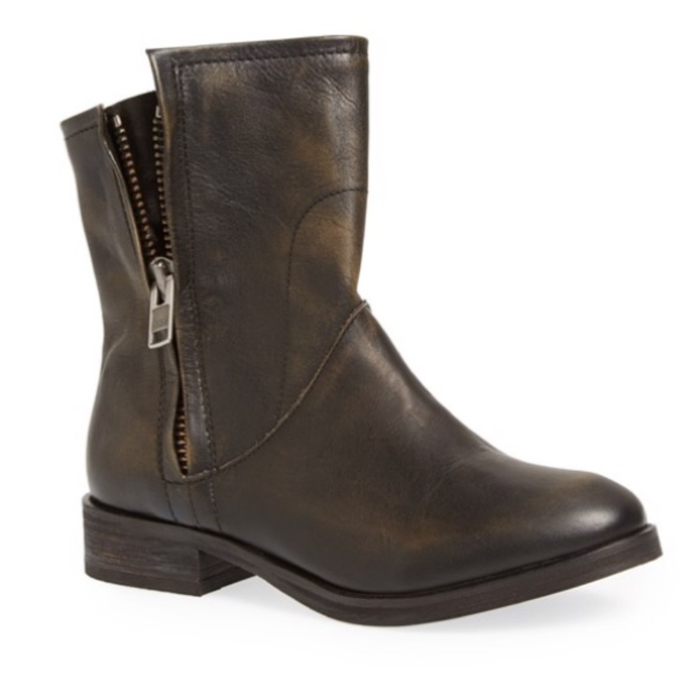 Hinge Leather Boots - LIKE NEW