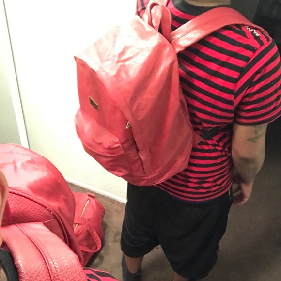 Mint world brand backpack & duffle bag