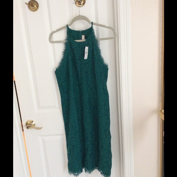 ๐HP plus size๐Ann Taylor Loft halter lace dress - Picture 4 of 7
