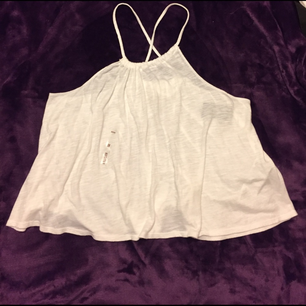 NWT hollister crop top