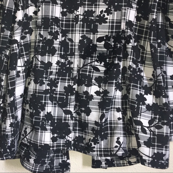Self Esteem Black and White Flower Peacoat Sz XL - Picture 2 of 4